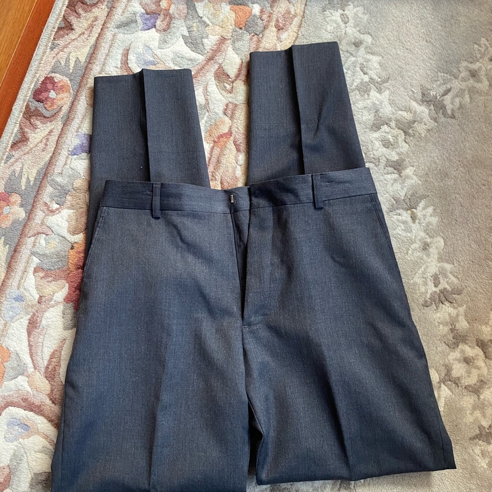 Kenneth Cole charcoal dress pants 30X32 wool